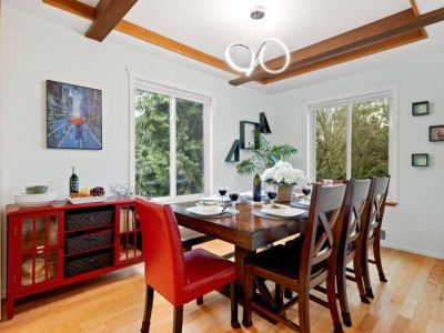 Gather around this exquisite dining table that exudes elegance and charm, providing the perfect setting for memorable meals and shared moments.