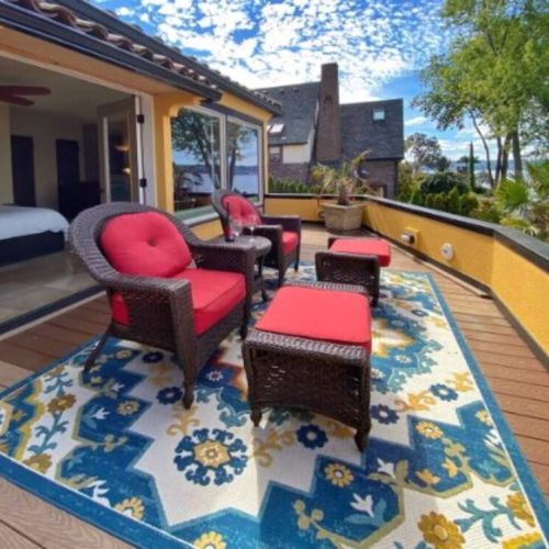 Sit back and savor the moment in the perfect harmony of comfort, ambiance, and a breathtaking view.