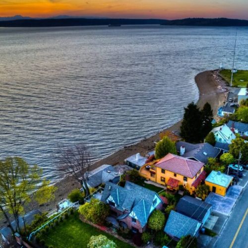 The deep blue hues of the sea. A breathtaking view of Casa Mar a Cielo.