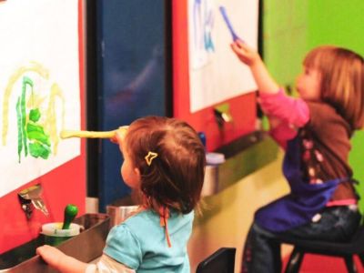 Kids love exploring downtown Spokane too. The Mobius Discovery Center sparks kids' curiousity and immagination with exploration & play with hand-on activities & exhibits.