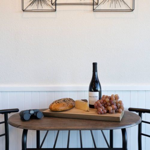 The café nook is perfect for storing wine on the rack, additional serving space or additional dining seating.