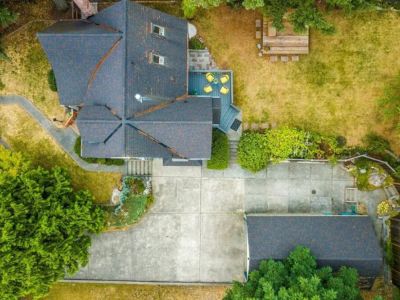 Nestled In Quiet Privacy With City Convenience | Travelers Treehouse. Offering convenient access to city amenities. Surrounded by lush greenery and tucked away from the bustling urban landscape