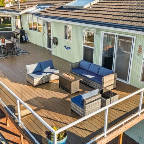 Work. Stay. Play. Chill.