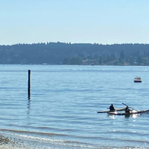 This home offers the perfect retreat to immerse yourself in the beauty of the sea.