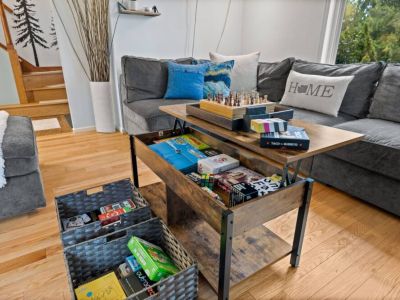 Whether you need a game table or a working area, this multi-purpose table is the perfect blend of form and functionality.