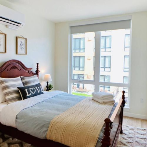 Comfort is Queen with our soft cotton linens and plush cotton towels.