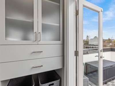 Top it off-Rooftop Deck!