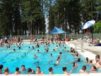 We welcome you to enjoyour neighbors and our park.