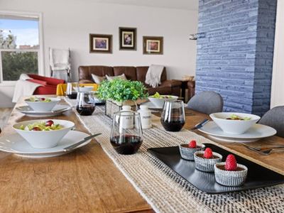 The warm ambiance of the dining room promises a memorable dining experience. Share and enjoy sumptuous meal with the whole fam!