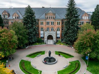 Gonzaga University is located 0.8 miles from Downtown Luxe with a 3-5 minute drive.