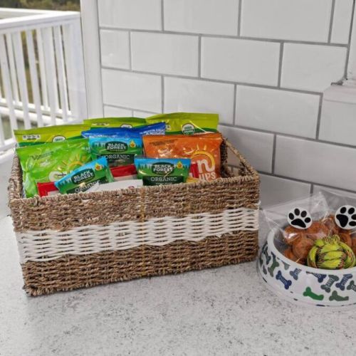 We prepared human guest treats for you and some crunchy biscuits for furry family members.