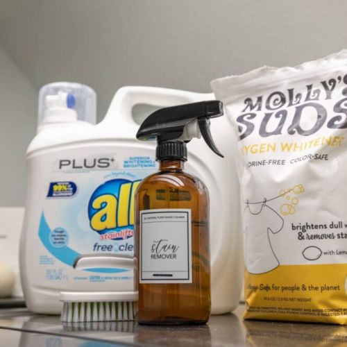 Host Guaranteed Green Cleaning. A clean and healthy living environment with our guaranteed green cleaning services, designed to prioritize your well-being and the environment. No synthetic fragrances or harsh chemicals