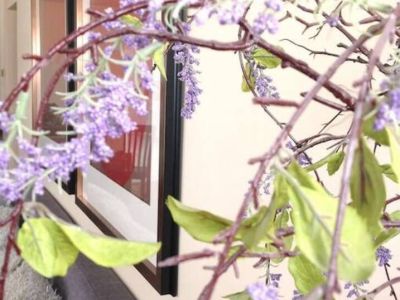 Our space embraces the essence of this iconic aesthetic with carefully curated furnishings, vibrant pops of color, and a perfect balance between form and function.