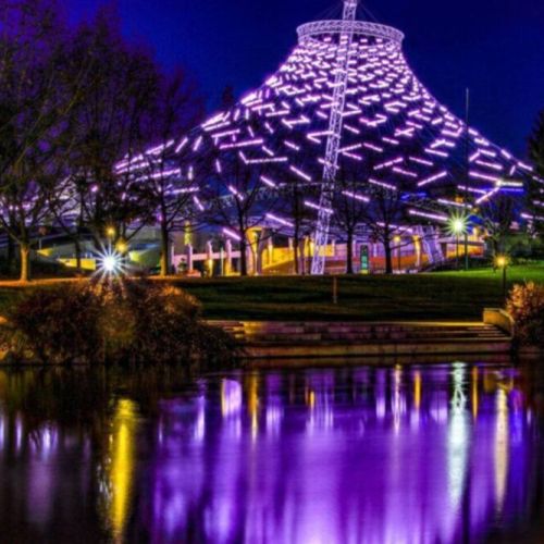 Riverfront Park Pavillion is only 4 blocks from Downtown Luxe