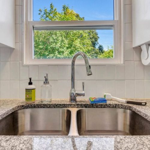 Convenience and versatility are what our extra deep stainless-steel sink offers. Designed to handle all your kitchen needs with ease.