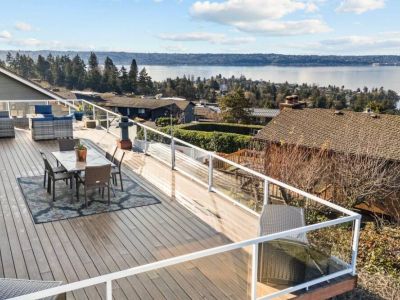 Spend time on the extra large deck with sweeping views and feel your cares melt away.  We left space for your yoga mats...