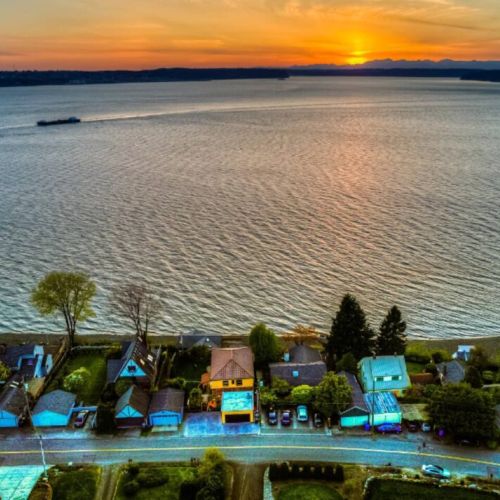 From this vantage point, the expansive sea stretches as far as the eye can see, captivating with its shades of blue and endless serenity.