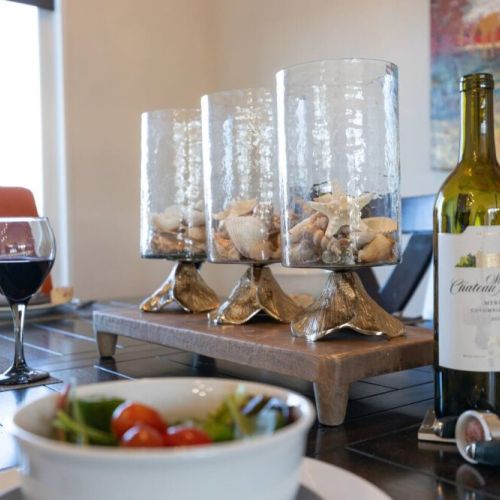 Professionally Designed adds beautiful elements for a luxrious stay.