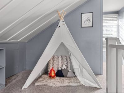 Unwind, relax, and embrace the sense of wonder as you immerse yourself in the charm of this teepee house sanctuary. Hello imaginary play!