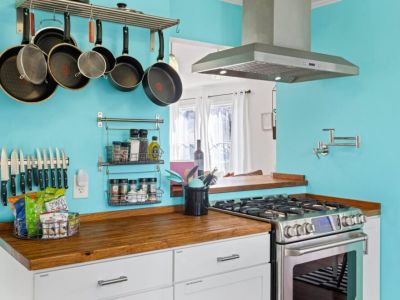 Experience the convenience and modernity of our updated kitchen amenities, designed to elevate your culinary endeavors.