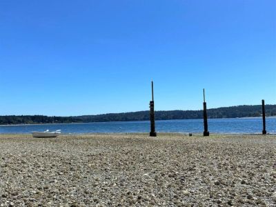 Indulge in endless beachcombing and oceanfront strolls.