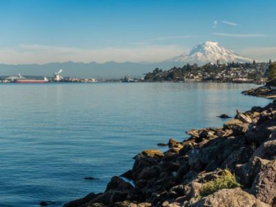 Ruston Way Park - 2.1 miles
This two-mile-long scenic waterfront with panoramic views of Commencement Bay is a great place for walking, jogging, rollerblading, and fishing.
